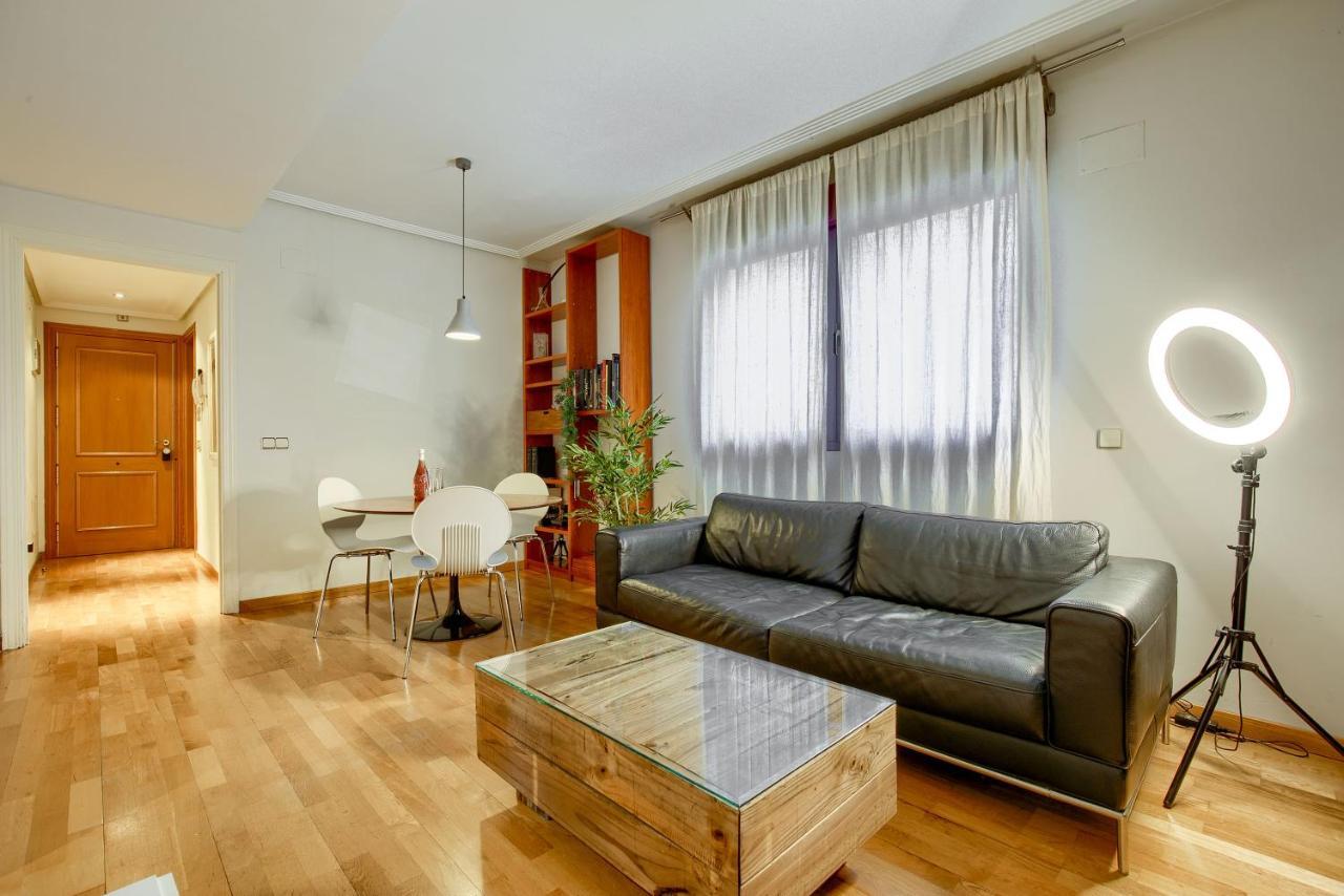 Apartamento En Chamberi Con Piscina - Lovely Apartment In The City Center With Swimming Pool Μαδρίτη Εξωτερικό φωτογραφία